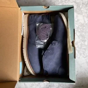Brand New! TOMS Navy Suede Leather Men\'s Navi Boots 9M Amazon.com | TOMS Navi Water Resistant Black Leather 7 D (M  main image 3